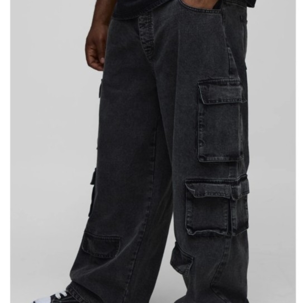 Black Cargo Pants